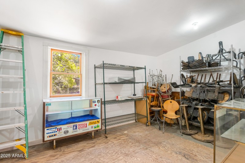 Office/Flex Space