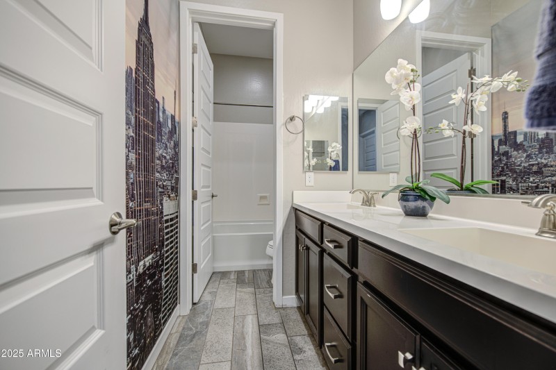 Bathroom 2-pic 1