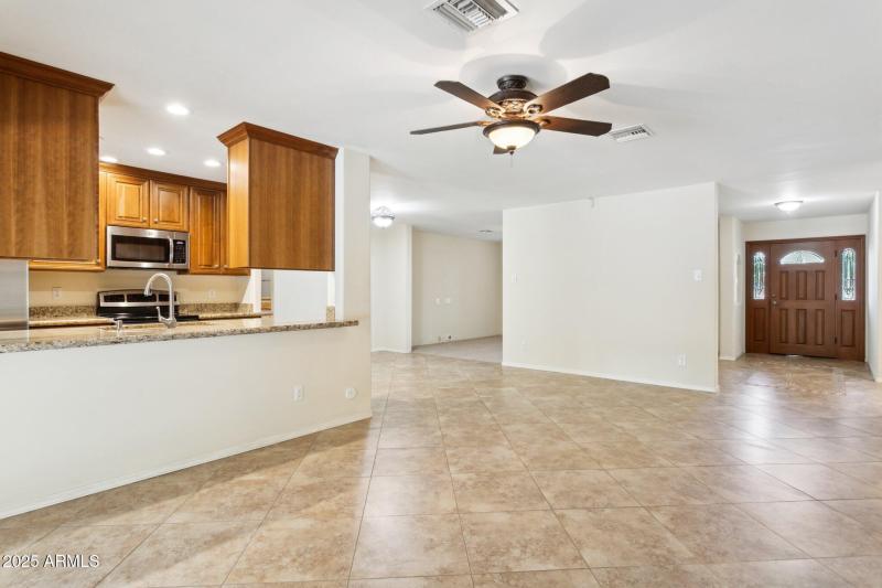 65-web-or-mls-5315-e-thunderbird-rd