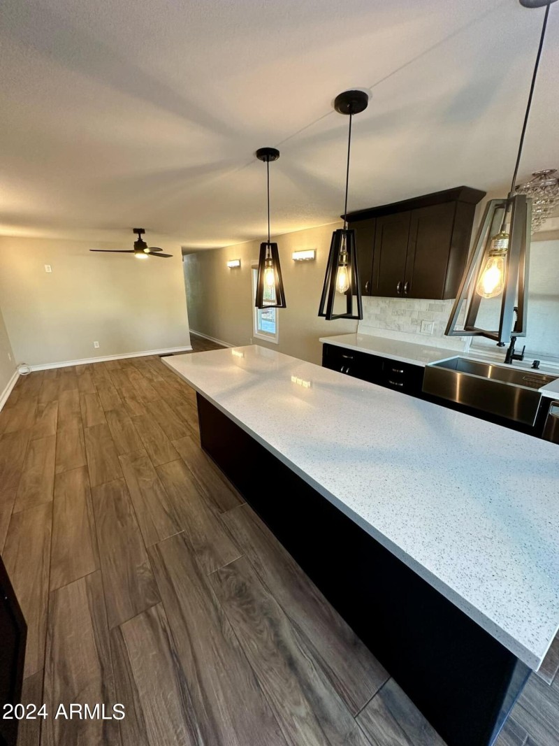 072 kitchen 3