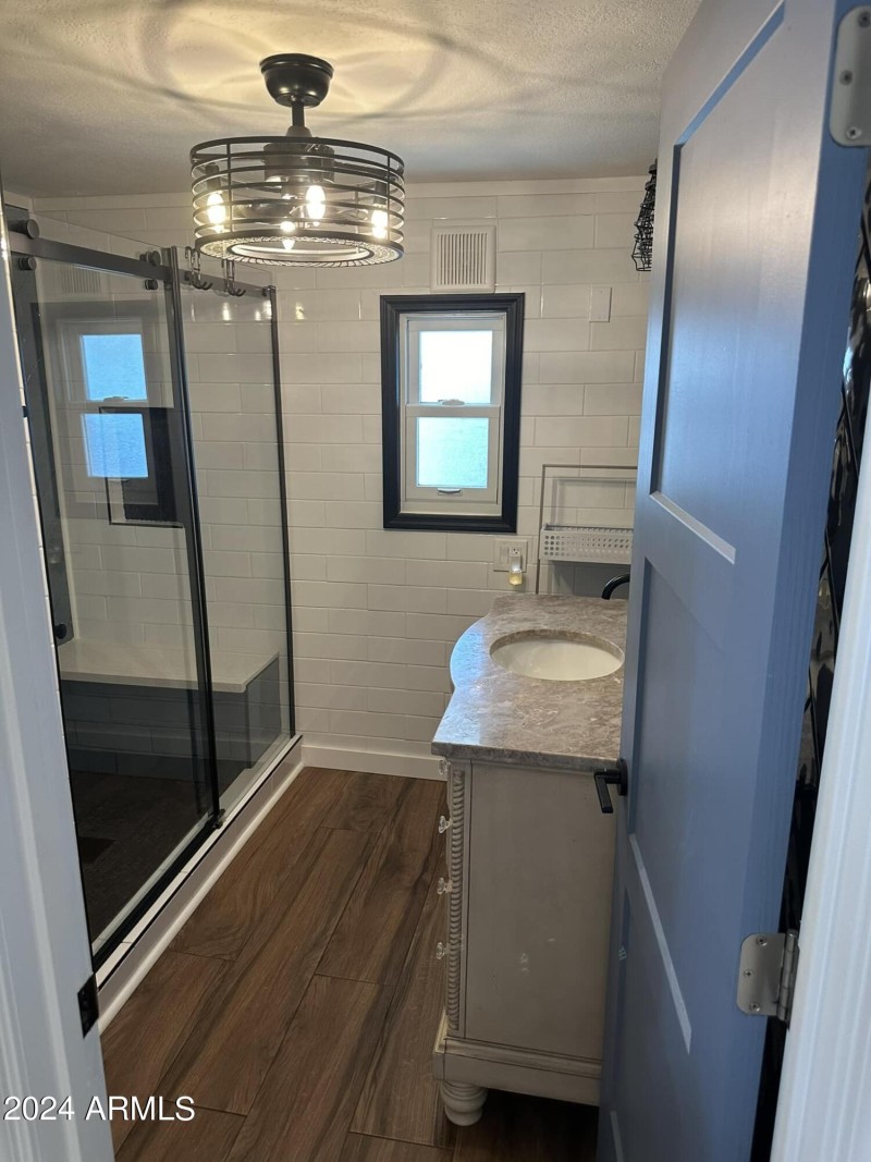 072 BATHROOM 1