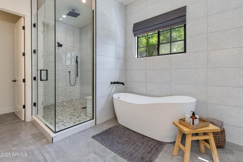 Soaking Tub