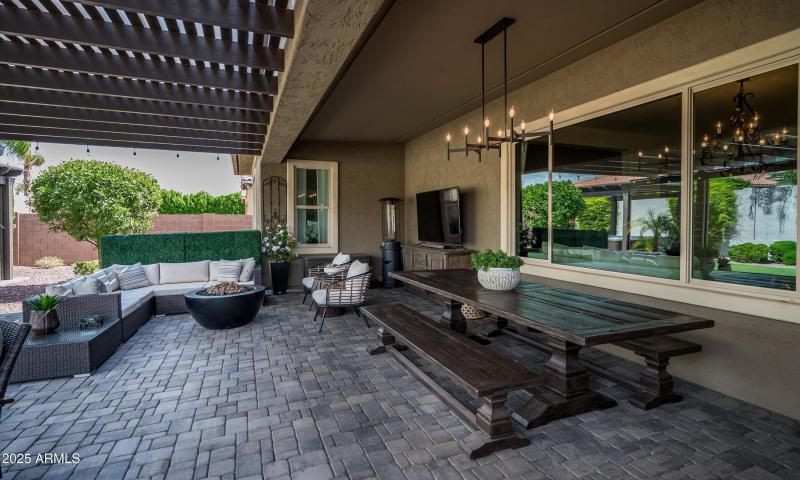 Entertainer's Backyard