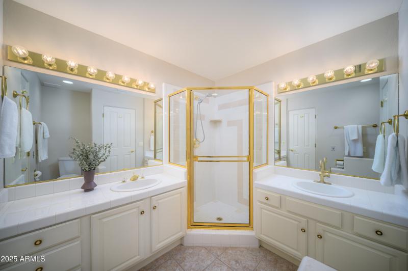 1403 Vista Montana #56-23