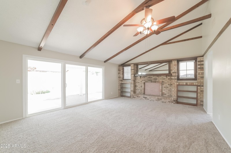 1019221.6616 W VOGEL AVE - Living Room_1