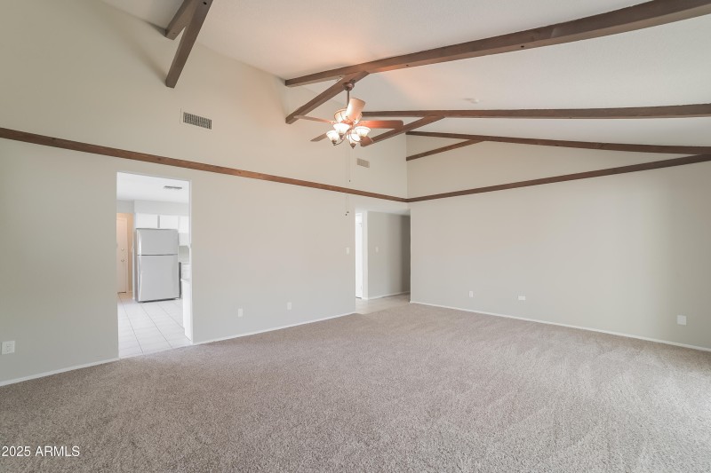 1019221.6616 W VOGEL AVE - Living Room