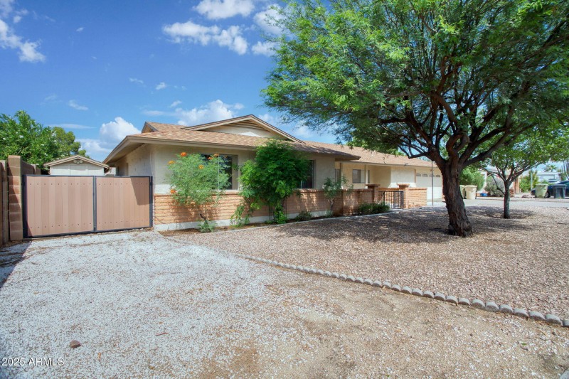 5406 W Caron St Glendale - 210_3