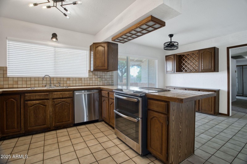 5406 W Caron St Glendale - 237