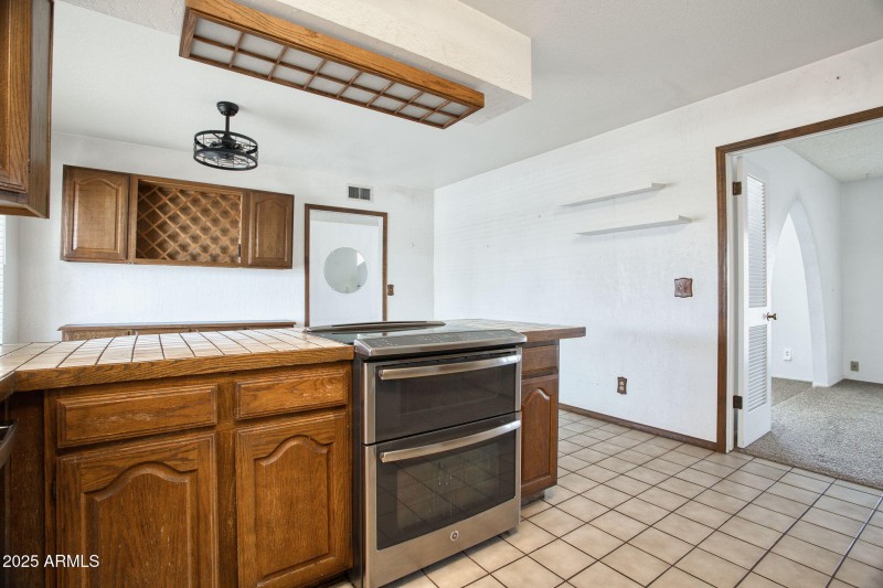 5406 W Caron St Glendale - 250
