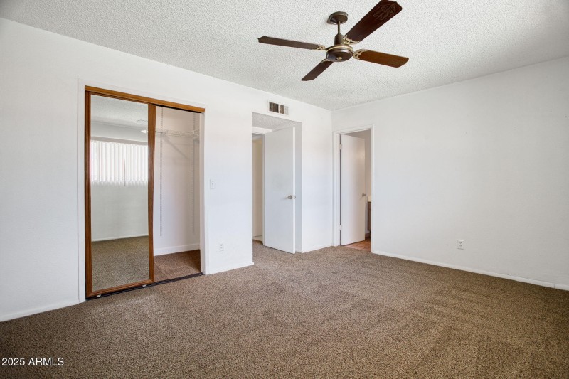 5406 W Caron St Glendale - 302