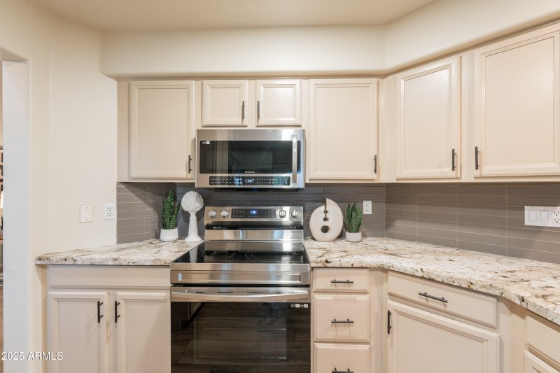 All new appliances!
