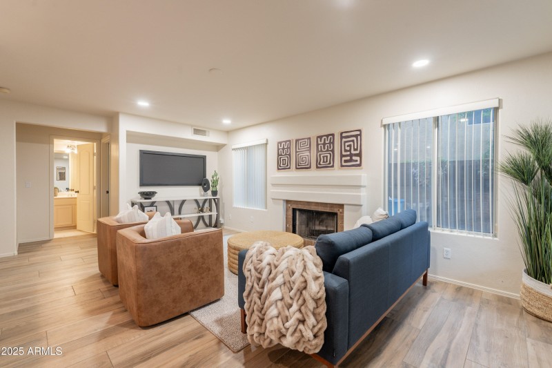 Family Room with FP