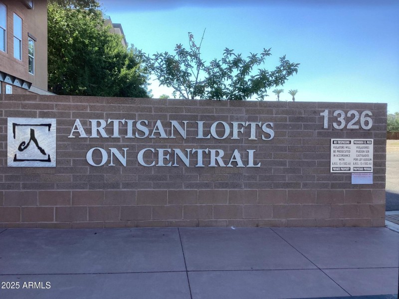 Artisan Lofts