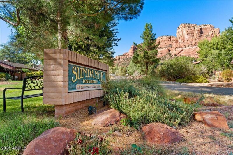 26-Sundance Townhomes Community