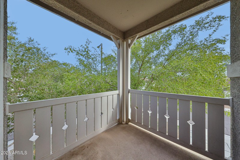 bed 3 balcony