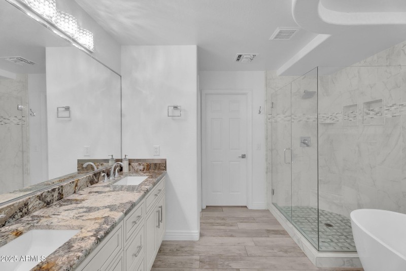 39-web-or-mls-Indigo Bay-37