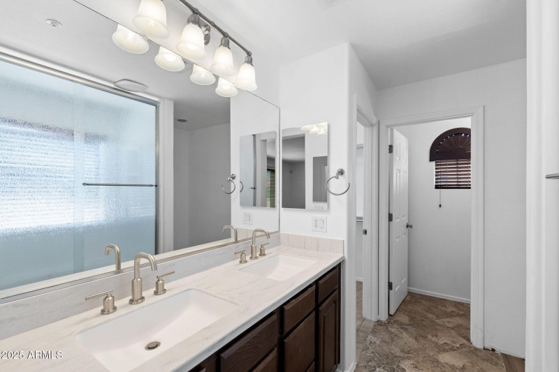 17__3266 E Sports Dr