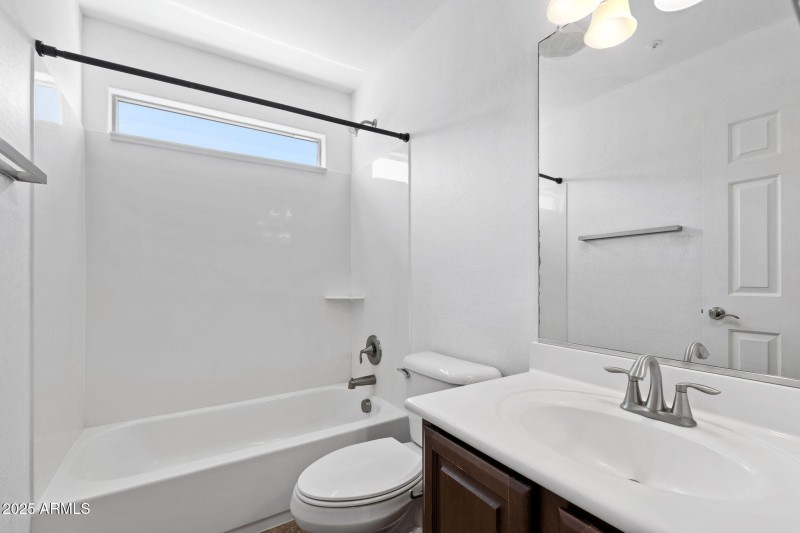 21__3266 E Sports Dr