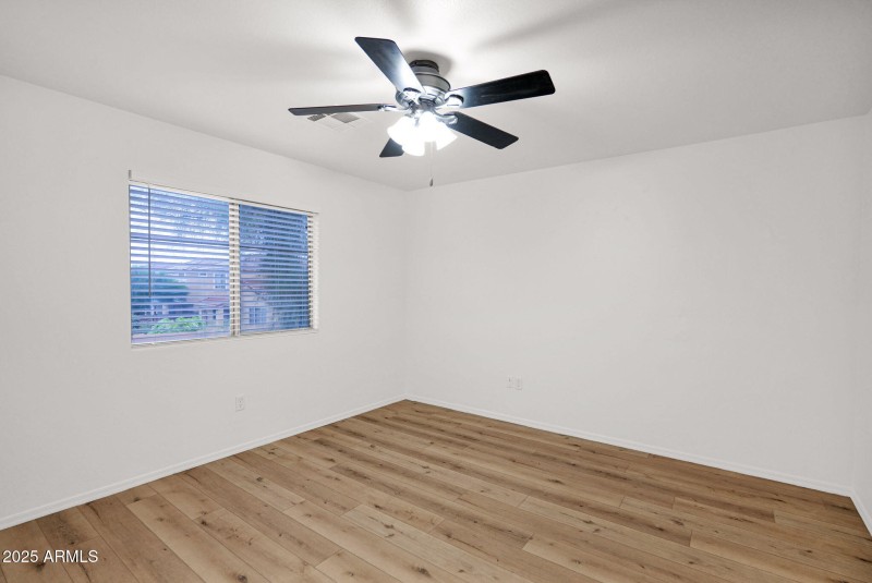 9-web-or-mls-P1314428