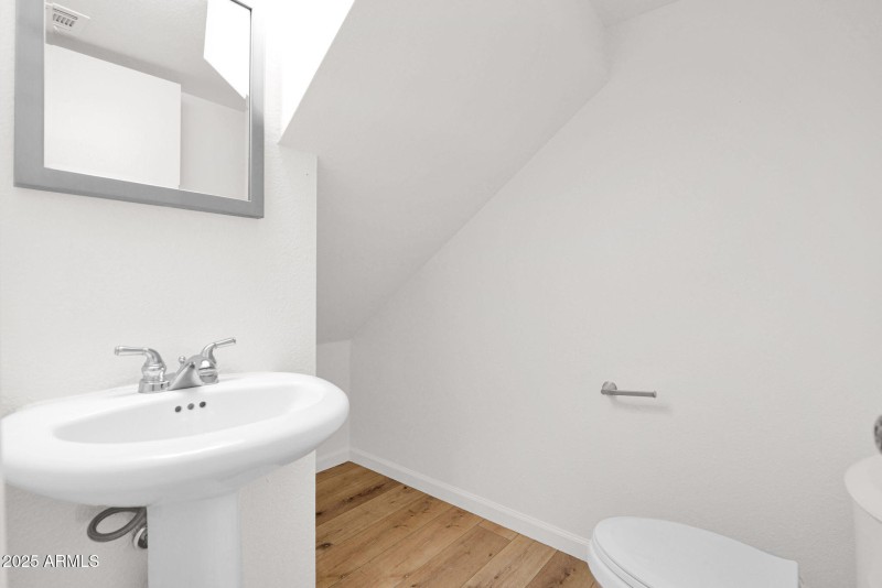 12-web-or-mls-P1314433