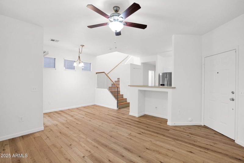 28-web-or-mls-P1314452