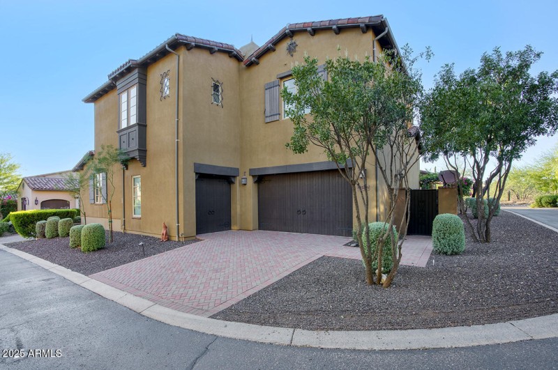 Rear Side Entry Garage
