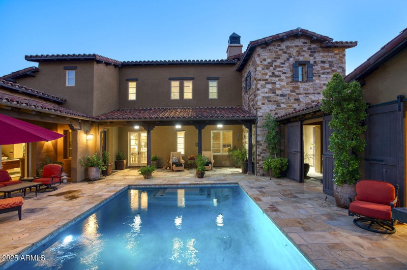 Entry Courtyard