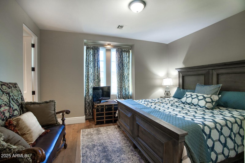 Ensuite Bedroom