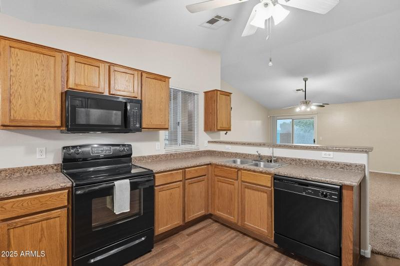 6-web-or-mls-Pecan-6