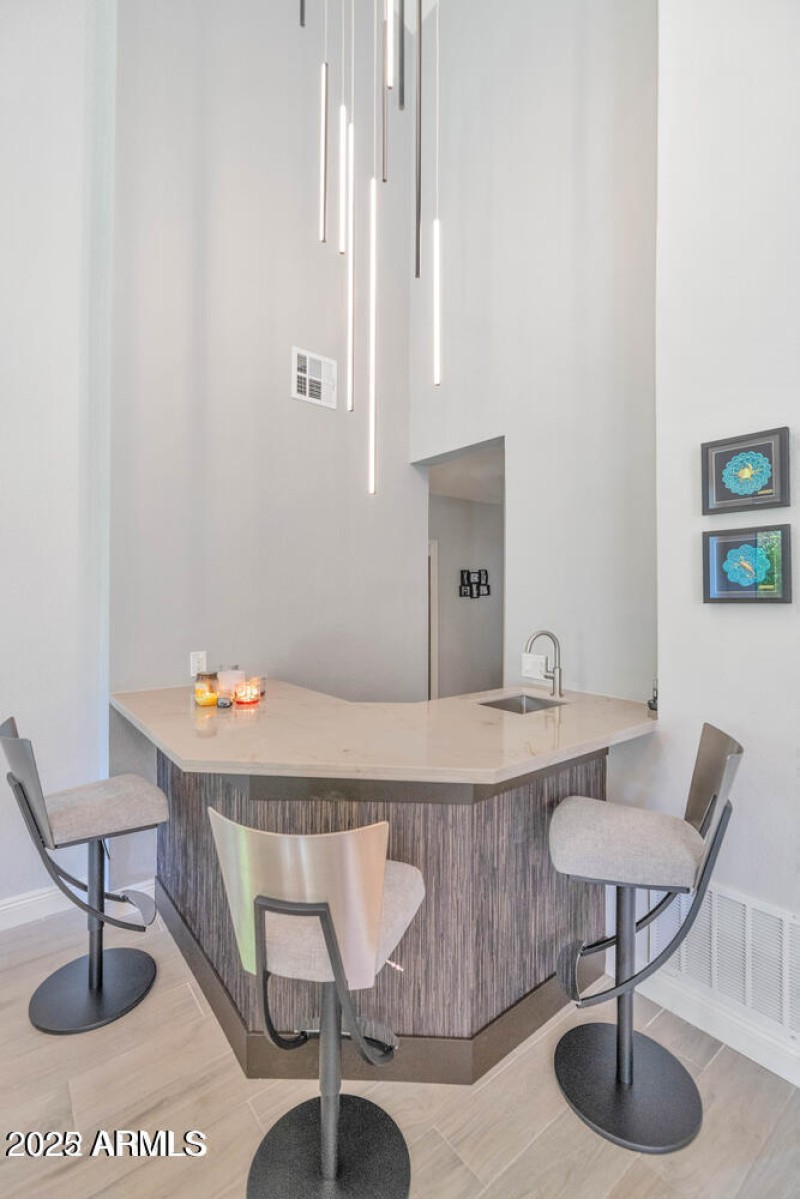 20221114213738864951000000-o