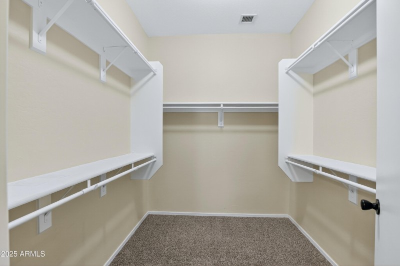 38_038_115_a4m_pershing