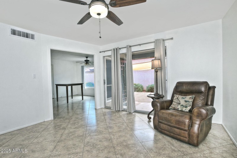 5202 E Tamblo Dr Phoenix AZ-large-013-01