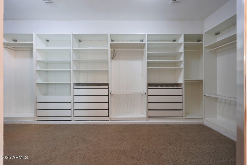 Walk in closet primary