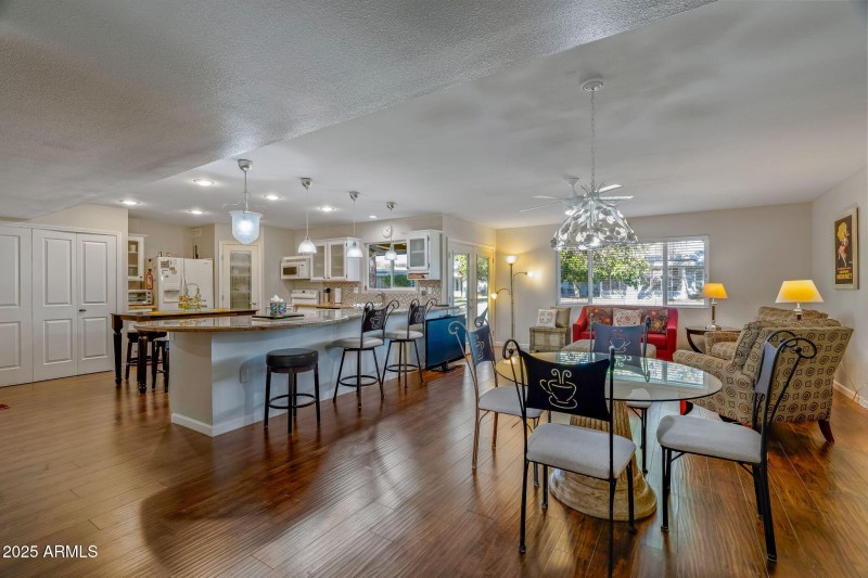 9-web-or-mls-Done Interior-2