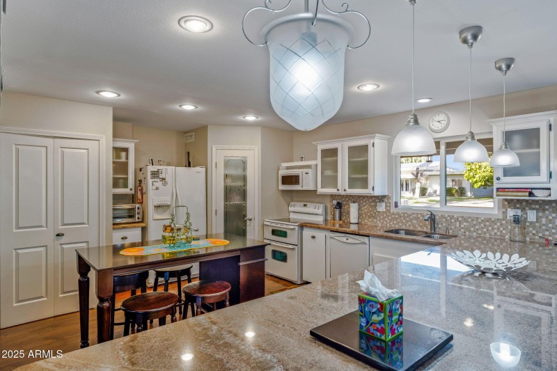 21-web-or-mls-Done Interior-7