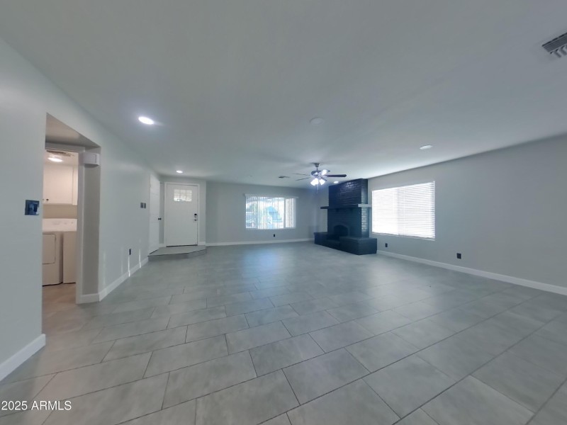 1_pc_wcKpAZaHMI_FeuZWctqND_layout_0