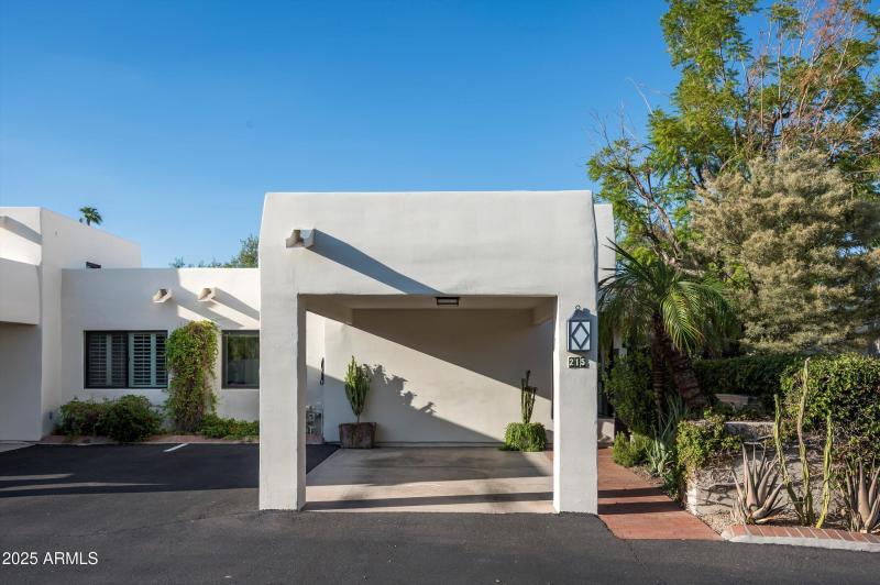 01-5101 N Casa Blanca Unit 215-1