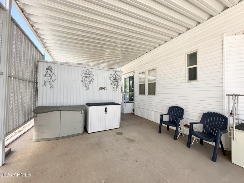 SO MUCH OUTDOOR SPACE