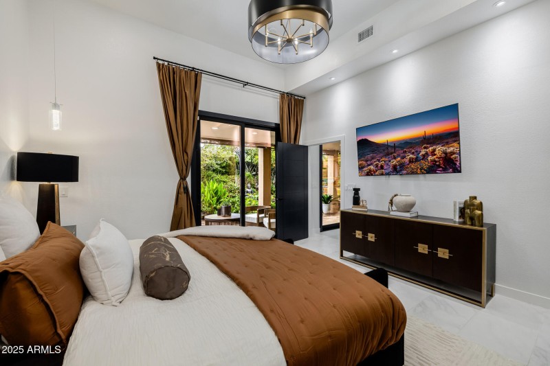 High Ceilings - Over 12'