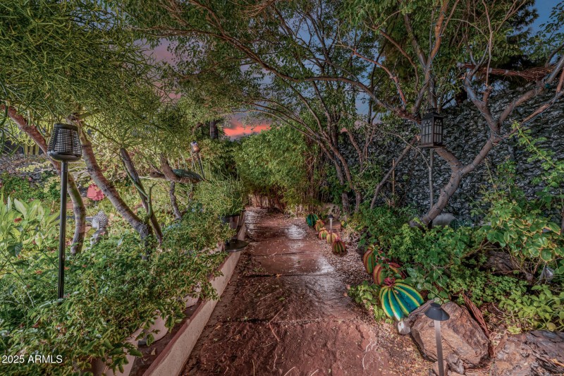 Secret Path to Golf Course Access