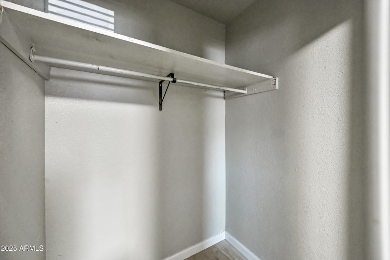 12-3025N32S21-ocupix