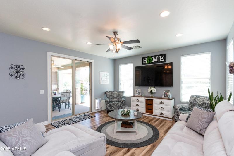 19461 N Ravelo Rd Maricopa-23