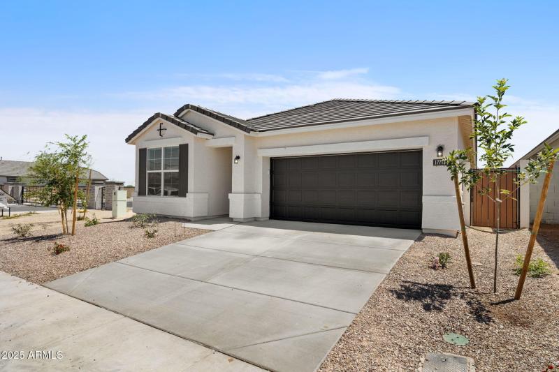 5-web-or-mls-17713-w-eva-st-lot-3-zanjer