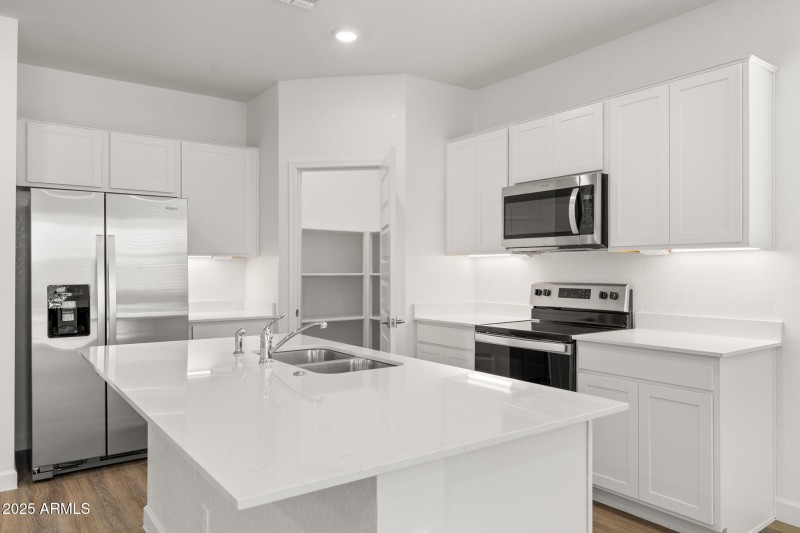 22-web-or-mls-17713-w-eva-st-lot-3-zanje