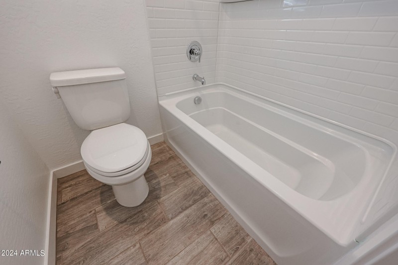 Guest Bathtub