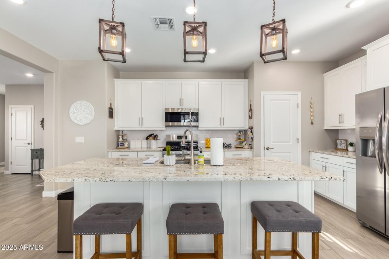 Roberts - 332 S 202nd Ln 2