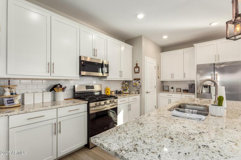 Roberts - 332 S 202nd Ln 6