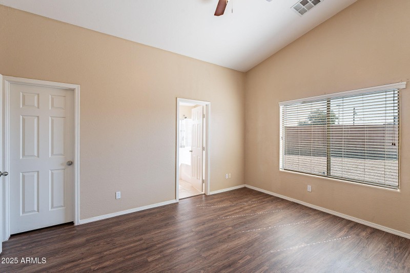 21-web-or-mls-Madison-21