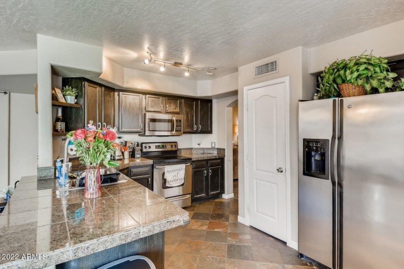 689 S Dodge Street Kitchen 2