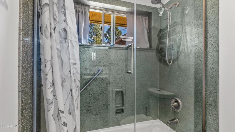 303 W Juniper Ave-77